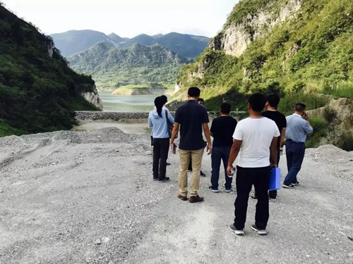 貴州甕安江界河國(guó)家級(jí)風(fēng)景名勝區(qū)內(nèi)違法開采磷礦