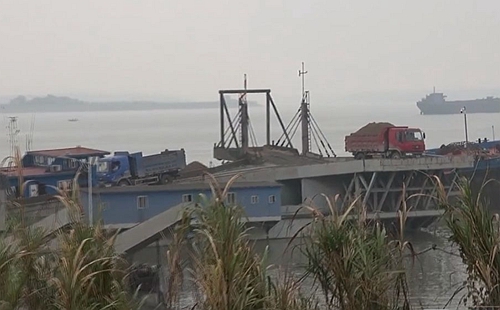 安慶市江豚自然保護區(qū)不斷瘦身 &ldquo;水中大熊貓&rdquo;生境堪憂